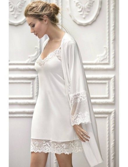 Kimono Janira Charm Greta Manga Larga (Marfil)